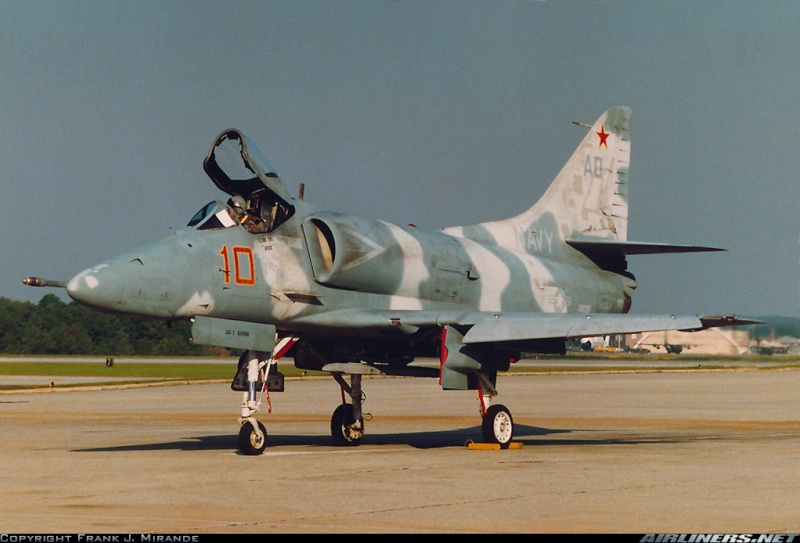 OA-4M Skyhawk II 19908610