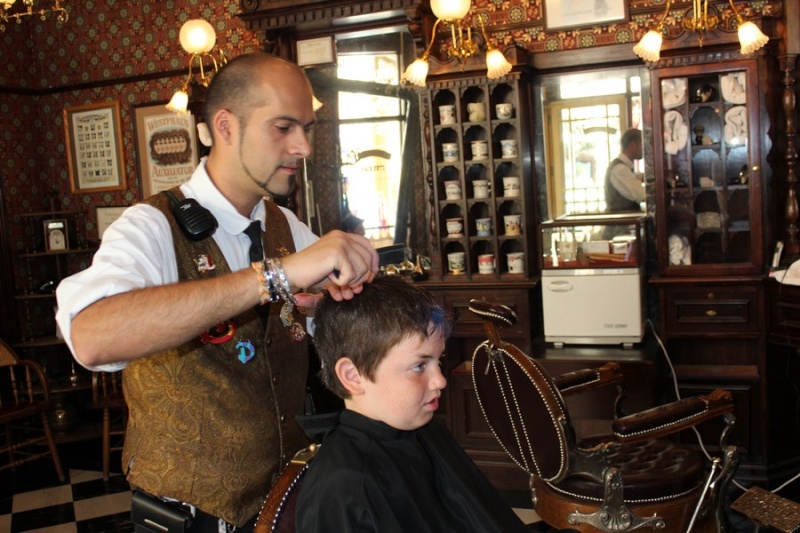 Dapper Dan's Hair Cuts (il barbiere) - Pagina 8 42910