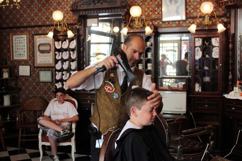 Dapper Dan's Hair Cuts (il barbiere) - Pagina 8 46510