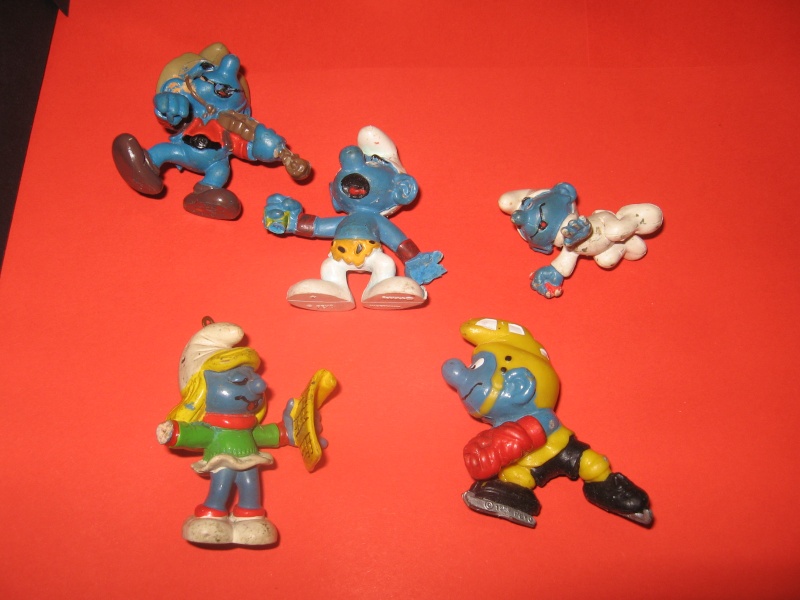 Puffi e altri personaggi in PVC Img_2944