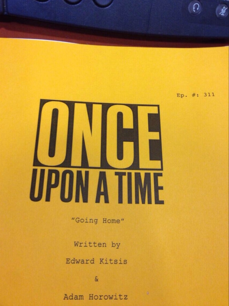 Once Upon a Time - Il Était une Fois - Saison 3 [ABC Signature - 2013]  - Page 16 Photo_10