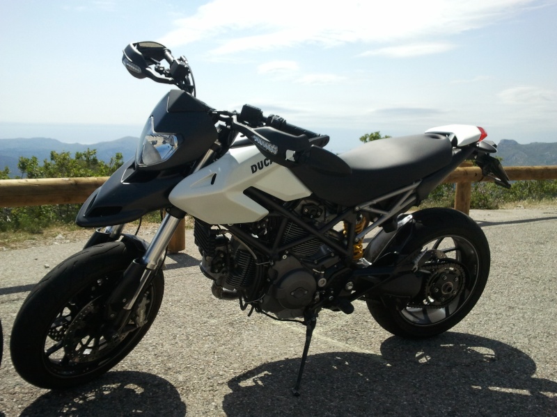 Essai : Ducati 796 Hyper sympa. 2012-010