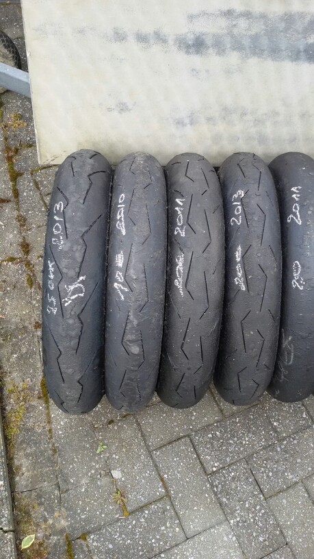 pneus piste pirelli  20140314