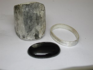 Bague Argent Onyx cabochon 24 x 18 mm serti clos Dscn2614