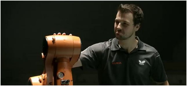 Βίντεο: Ποιος θα κερδίσει τον αγώνα; Ένα ρομπότ προκαλεί τον Γερμανό πρωταθλητή στο πινγκ πονγκ Isiiii24