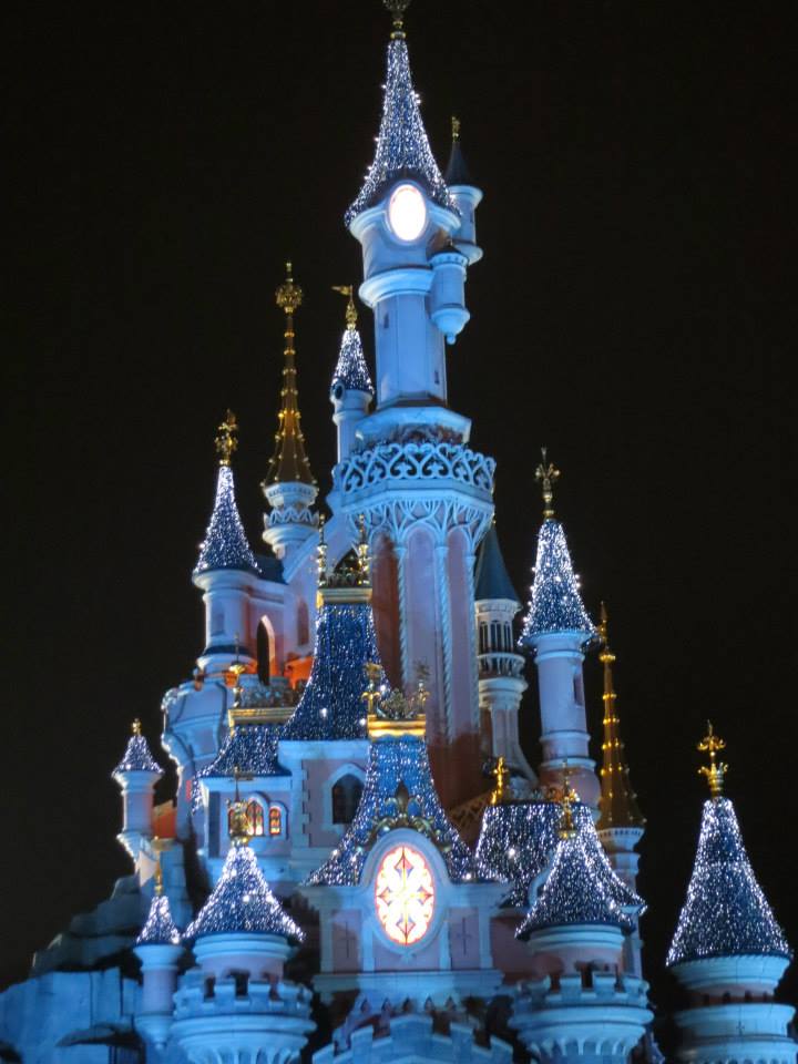 une journée magique à Disney en amoureux pour la saison de noel le 27 novembre - Page 18 Image130