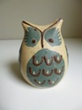Mid-Century looking owl with slip trail decoration - signed Lisa? P1030110