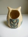 Mid-Century looking owl with slip trail decoration - signed Lisa? P1030111