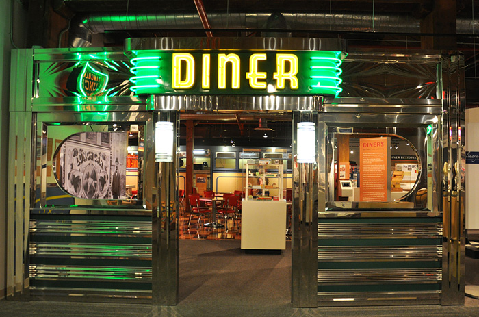 photos : les "diners" - Page 3 Lowcul11