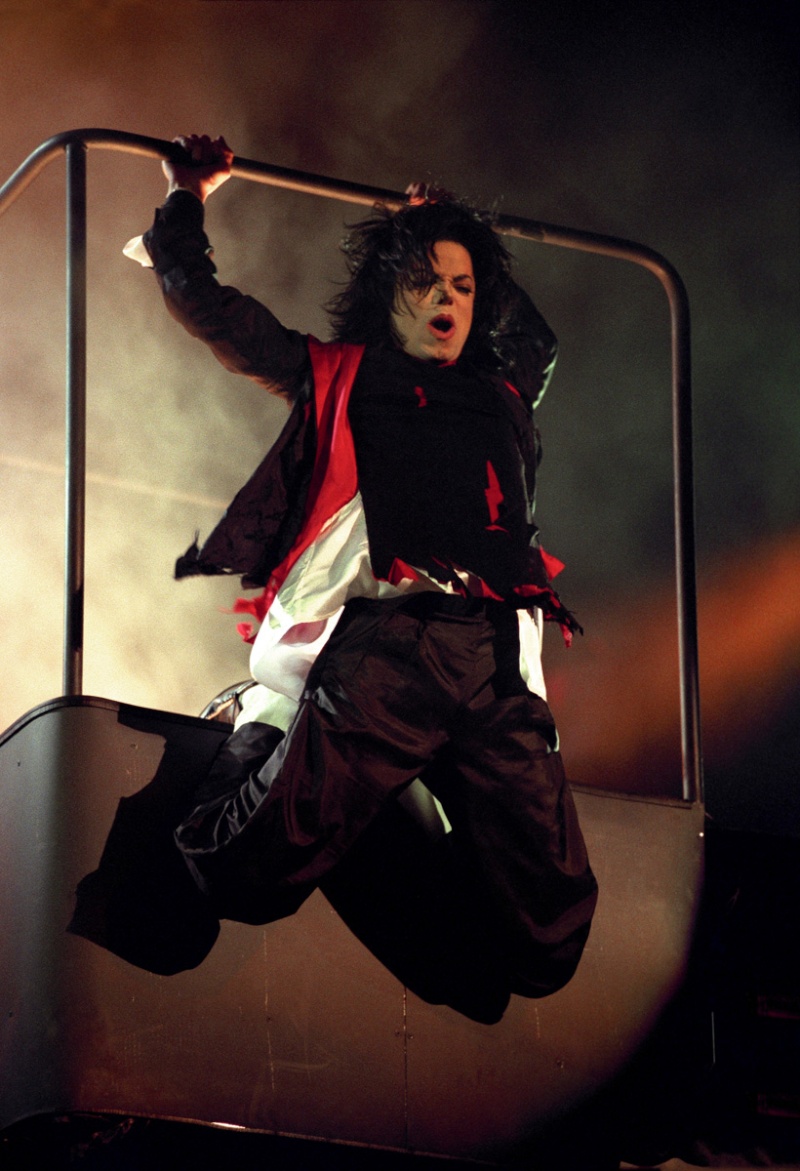 Guest views of "Michael Jackson Picture of the Day" - Page 4 Tumblr14
