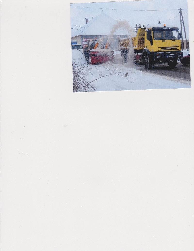 photos unimog chasse neige - Page 10 Img_0011