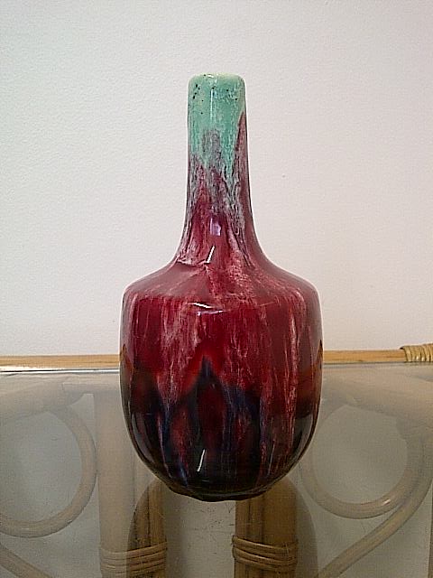 Id help please? small vase bottle number 634 signed K B Img-2048