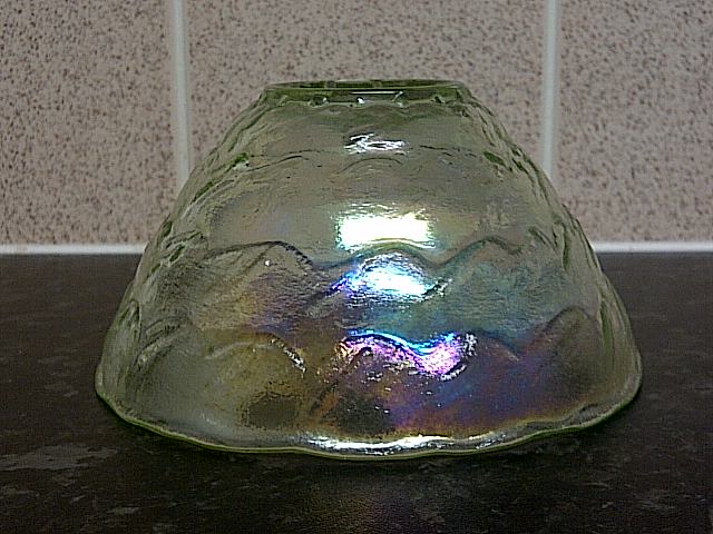 does anyone know who made or where this, art glass bowl is from? Img-2250