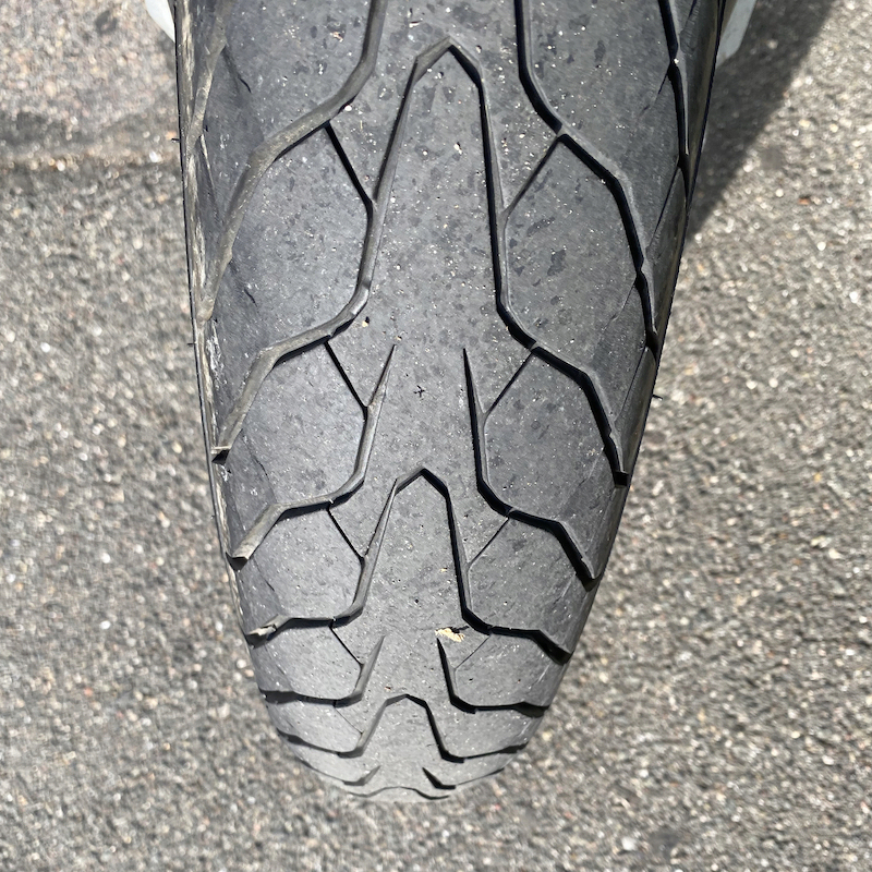 Dunlop Mutant (sur BMW 1250 GSA) Img_5413