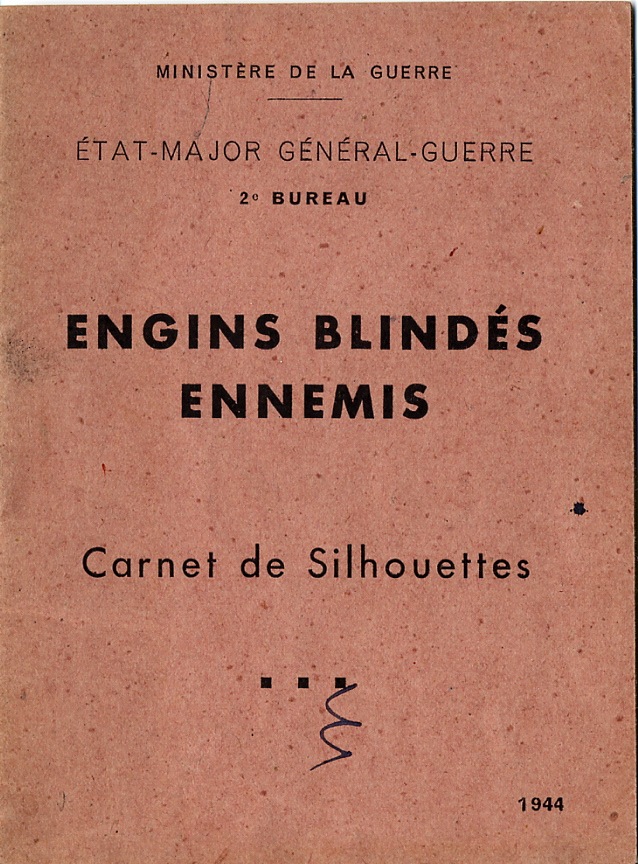ENGINS BLINDÉS ENNEMIS carnet de silhouettes Engins11