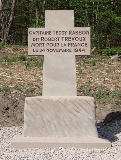 Capitaine Teddy RASSON dit Robert TREVOUX Rasson11