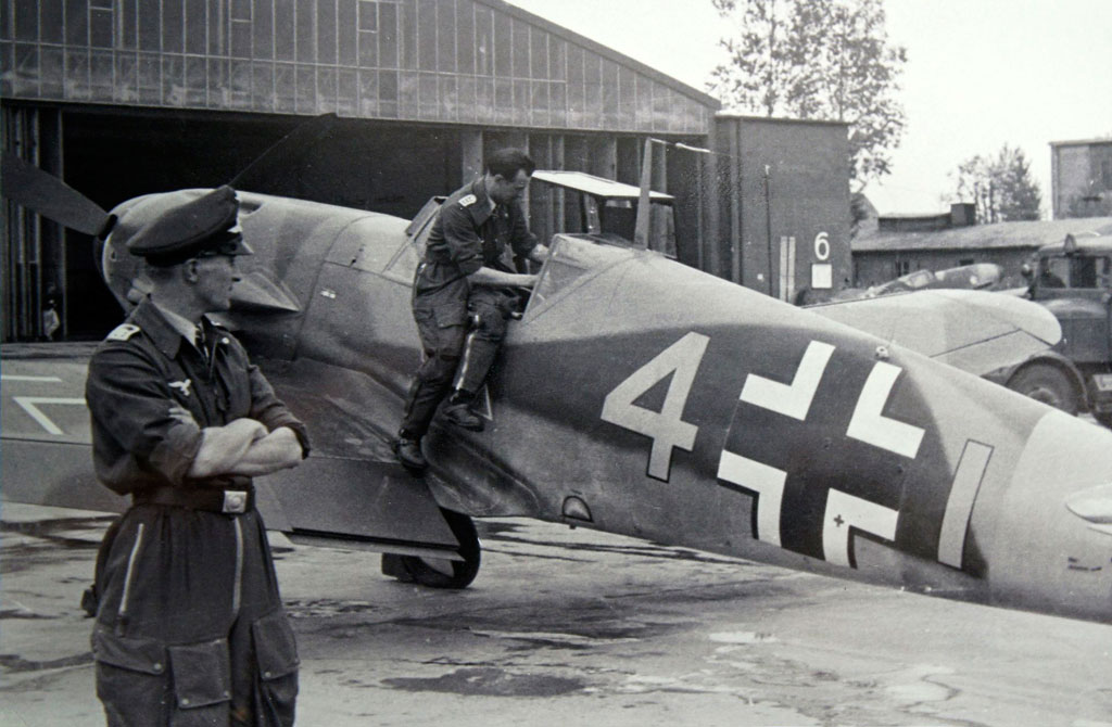 (GB JICEHEM) [Zvezda] Messerschmitt Bf 109F-4/R3    1/48 - Page 24 Bf_10924
