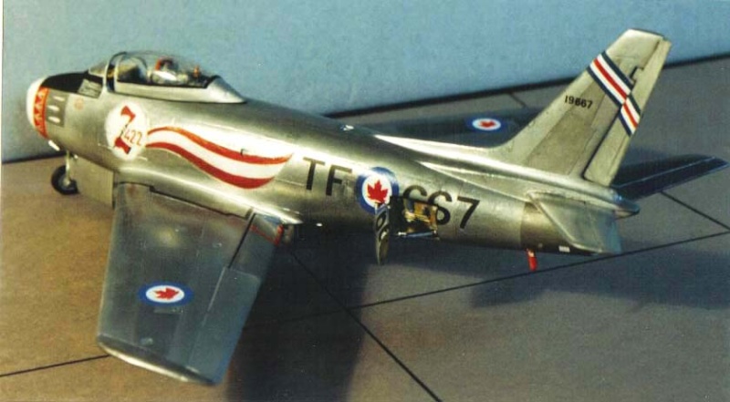 F-86 (422 Sqn RCAF) Monogram 1/48 Notrh-11
