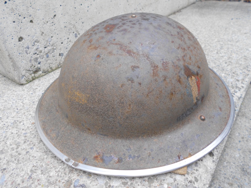 Lets see your favorite worn Canadian/Commonwealth helmets with nice aged patina Ff511