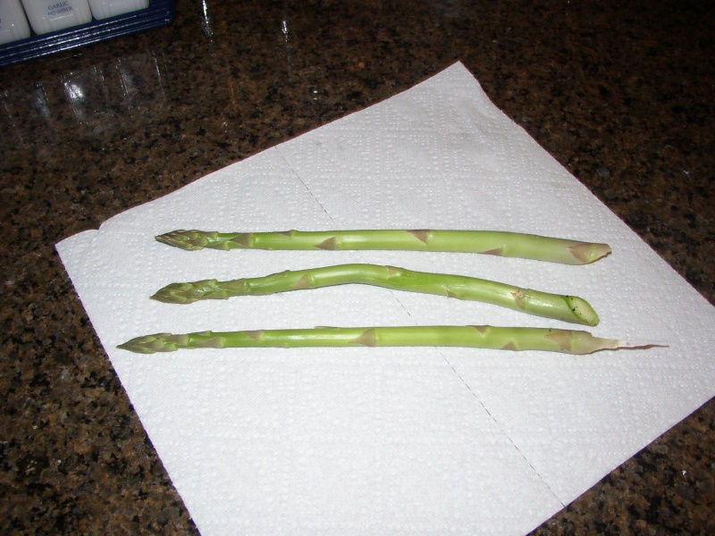 Anyone have asparagus yet? P1010024