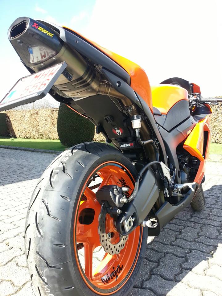 Ma Ninja Zx6r K8 orange/black Clean Look ! ! !  - Page 6 19627310