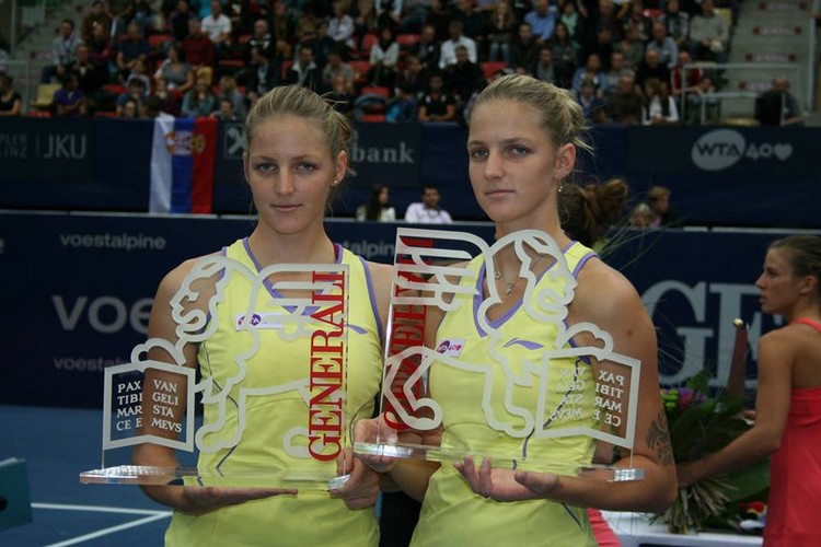 WTA LINZ 2013 : infos, photos et vidéos - Page 3 Double10
