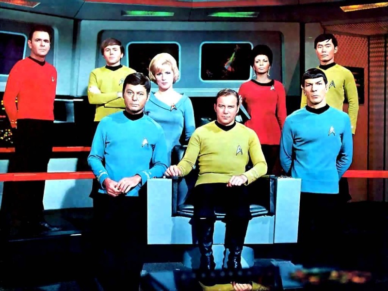 Les séries Star Trek St-tos10