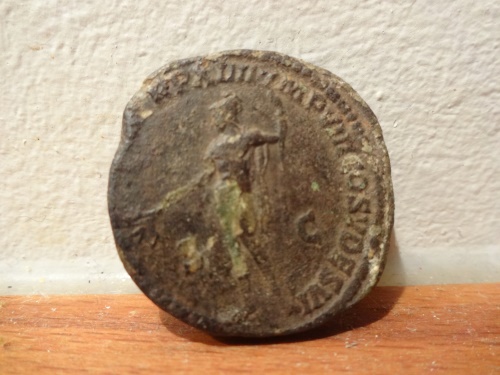 Monnaies Marc-Aurele, Commode, Tetricus Ier et Licinius Ier Sester12