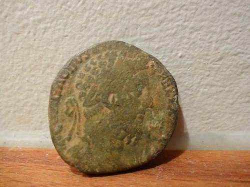 Monnaies Marc-Aurele, Commode, Tetricus Ier et Licinius Ier Sester13