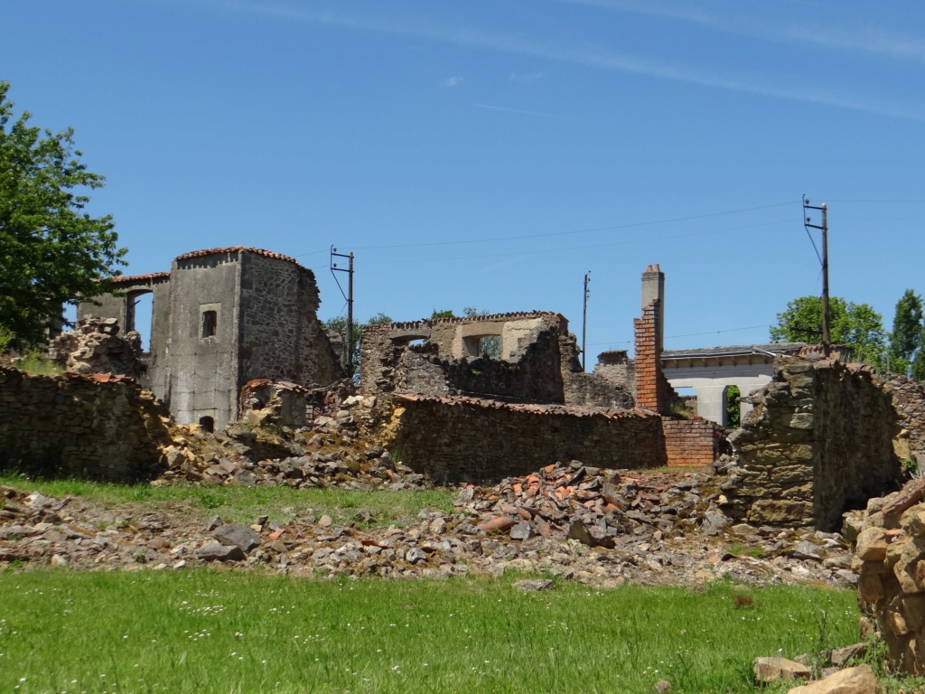 ORADOUR SUR GLANE Dsc00515