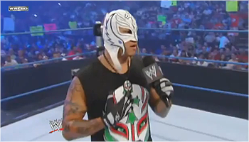 {S4} Rey Mysterio Répond a JBL R9-2e210