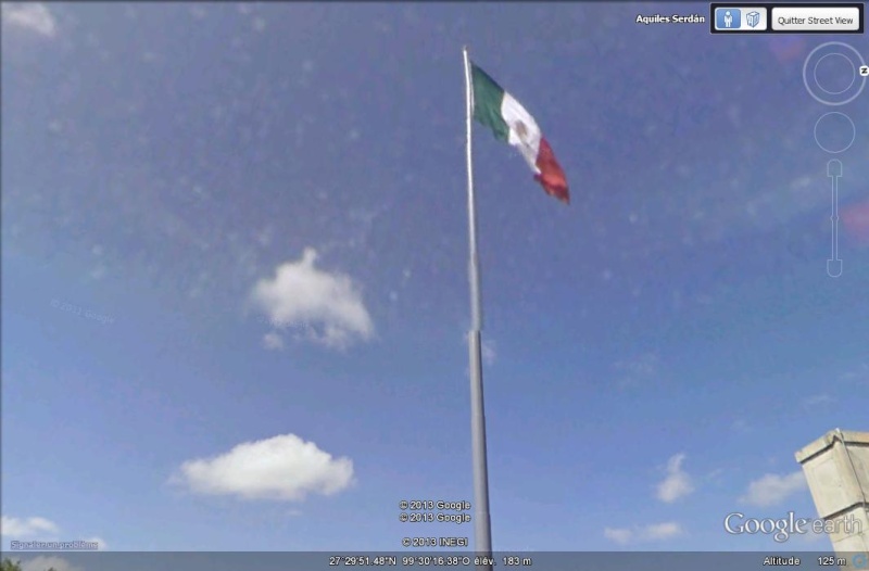 Drapeau (français) mexicain - Frontière USA, Laredo, Texas Aaaaaa10