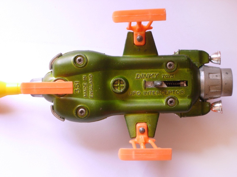 Ufo Interceptor 351 Dinky Toys in ottime condizioni con missile funzionante Dscn1716