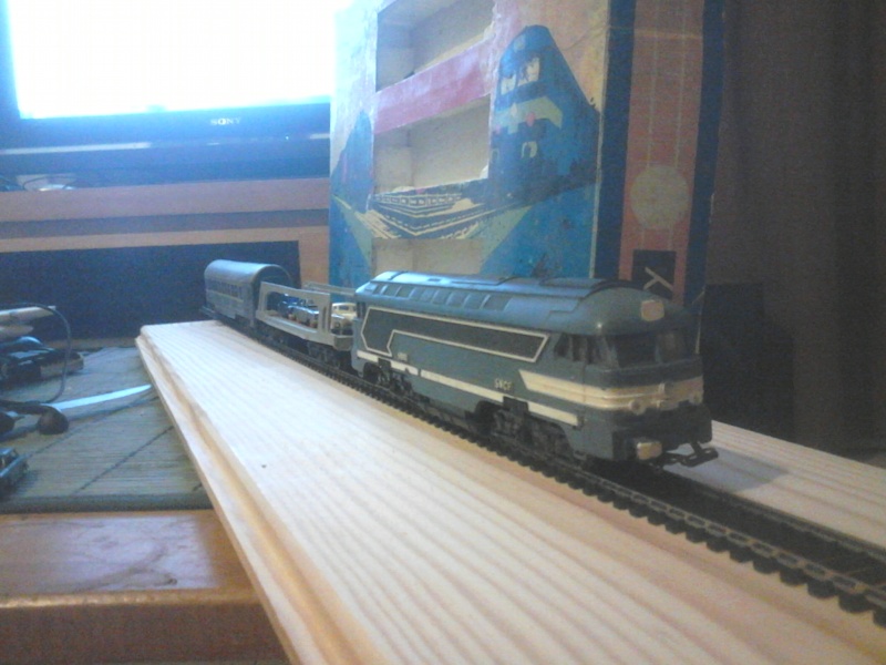 Mon parc de locomotives dont ma préféré la CC 060 BD. Dsc_0014