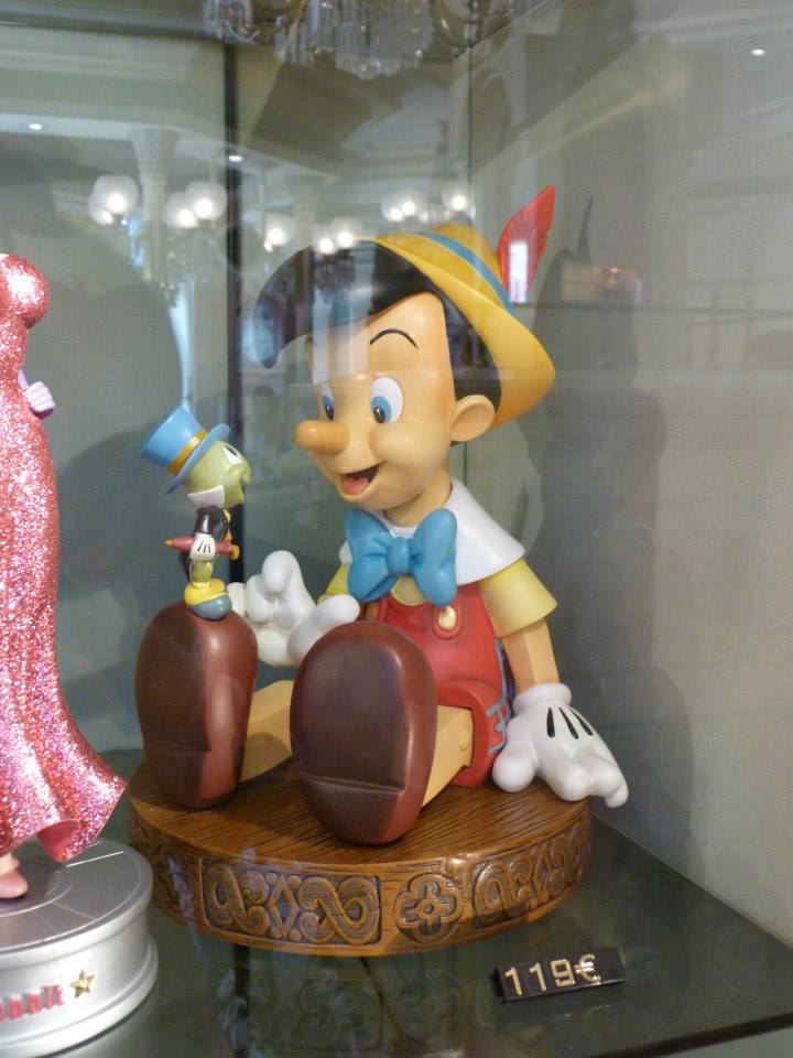 Big Figurines Disney - Page 2 55631610