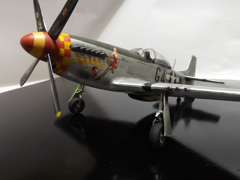 p 51 mustang temptation . 1:32 hasegawa 01919