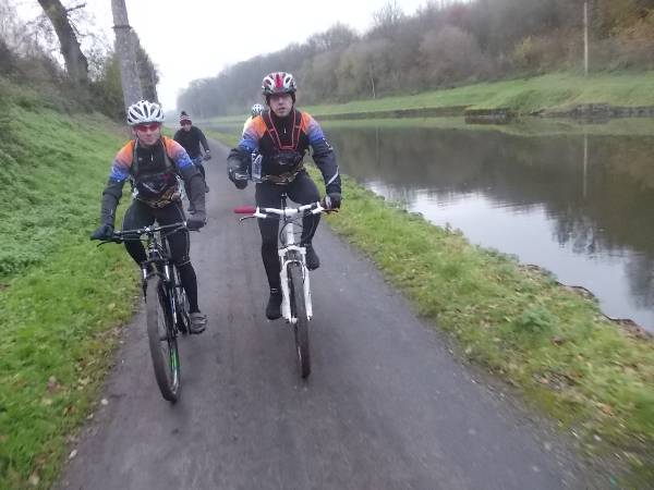 weekend du 7-8/12/13 - Page 2 Vtt_0710
