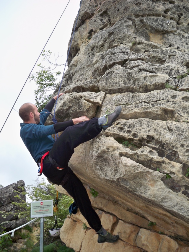 Escalada: sábado 26 de abril 2014 - Patones (Sector Placas Al Sol) 009_os10