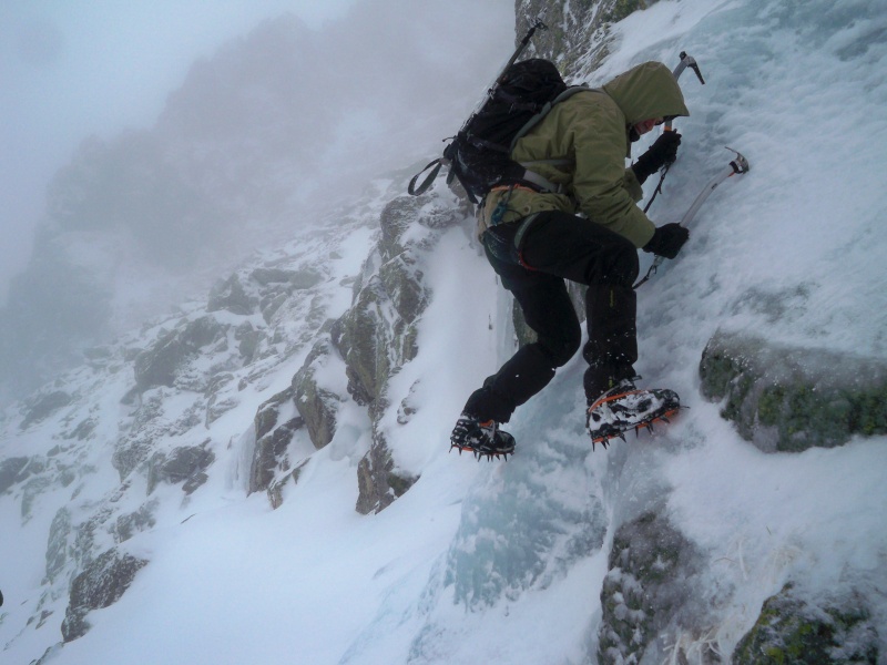 Alpinismo: sábado 28 de diciembre 2013 - Ascensión a Cabeza de Hierro Mayor 009_ra10