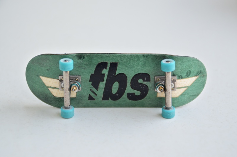 Post your old/rare fingerboard stuff. 110