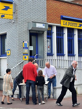 La Poste veut restructurer son réseau en ville 12486810