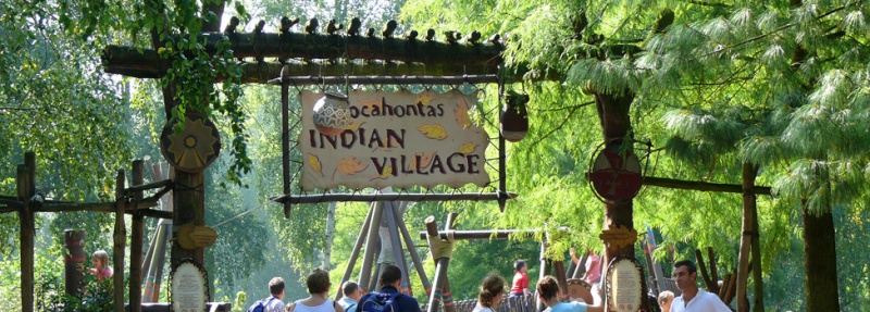 Pocahontas Indian Village - Frontierland Pocaho10