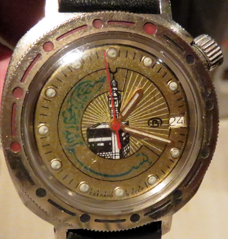 Militaria Soviétique ou pas ? montres soviétiques Vostok 1montr10