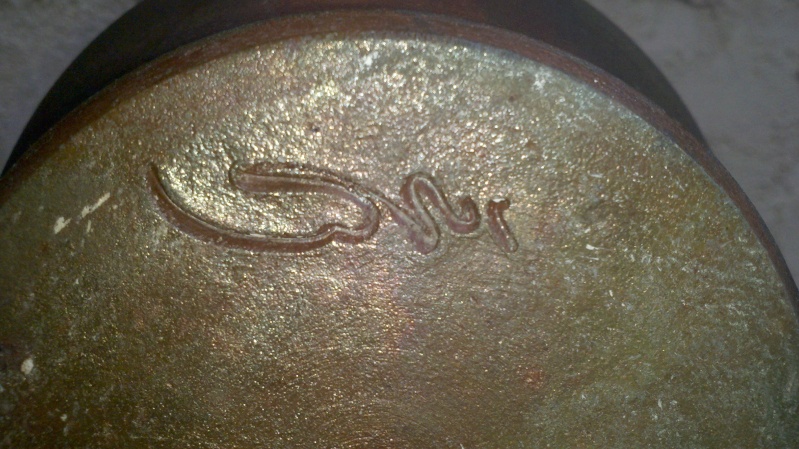 Brown stoneware vase "Wh-something" signature? Mark_o11