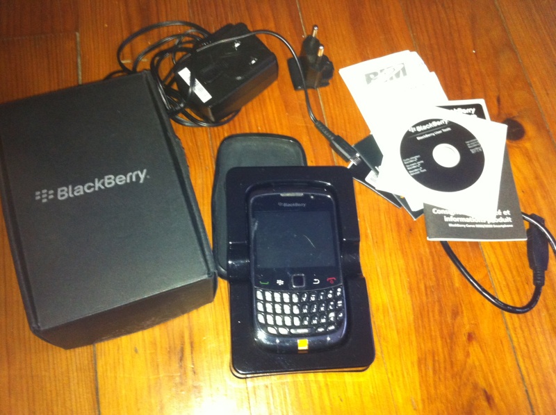 [vendu] blackberry curve 9300 wifi gps Img_3710