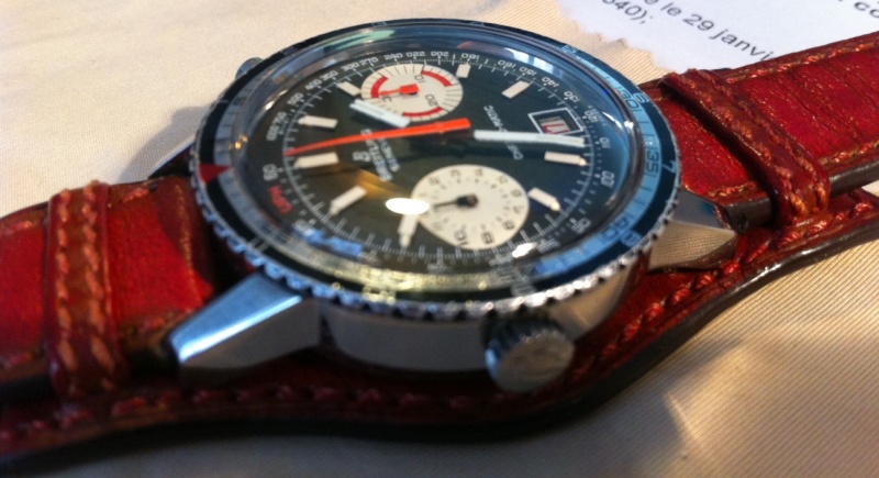 Breitling chrono-matic 2110 - early cal 11  (68/69) irréprochable - 1800 € 2110di15