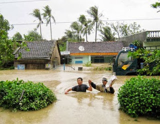 SỐNG CHUNG VỚI LŨ ! 115010