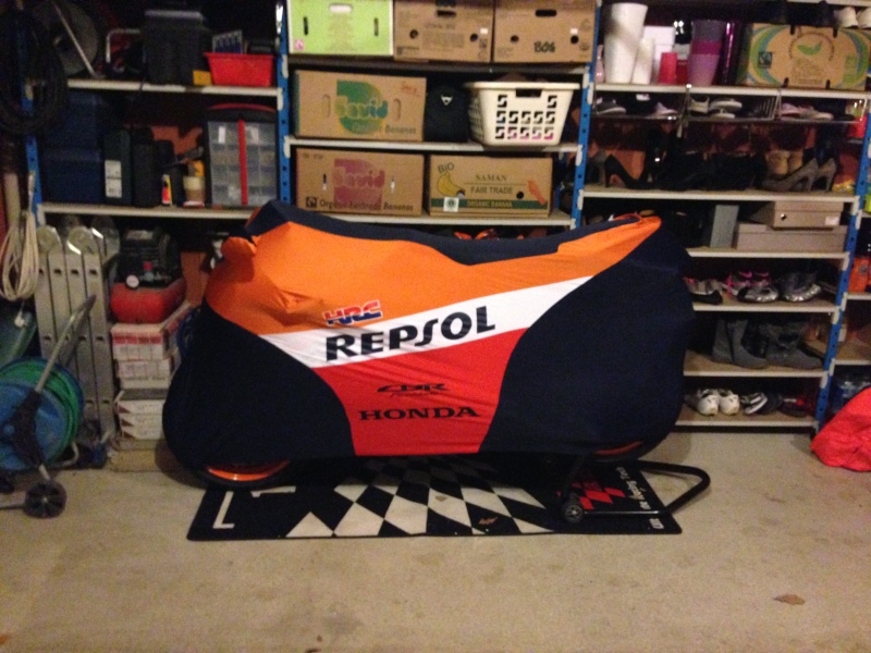 CBR 600 RR 2013 Repsol - Page 5 Img_1014