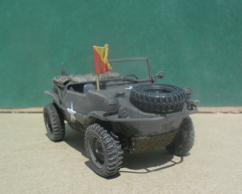 Schwimmwagen capturée Tamiya 1/35 Fini0013