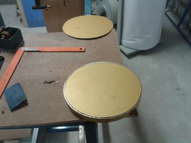 fabrication d'une ponceuse a disque - Page 2 2014-042
